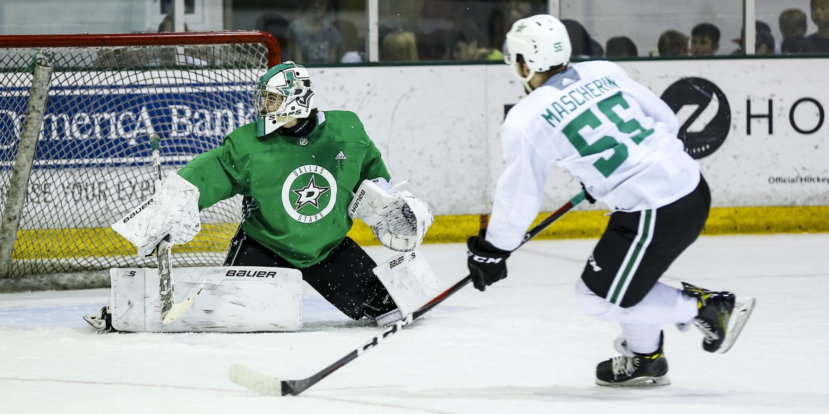 SHL Nyhet: Skellefteå AIK plockar in poängstarke Adam Mascherin från AHL